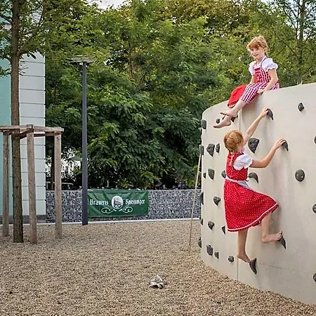 Riemhofer Alter Schlachthof 3*